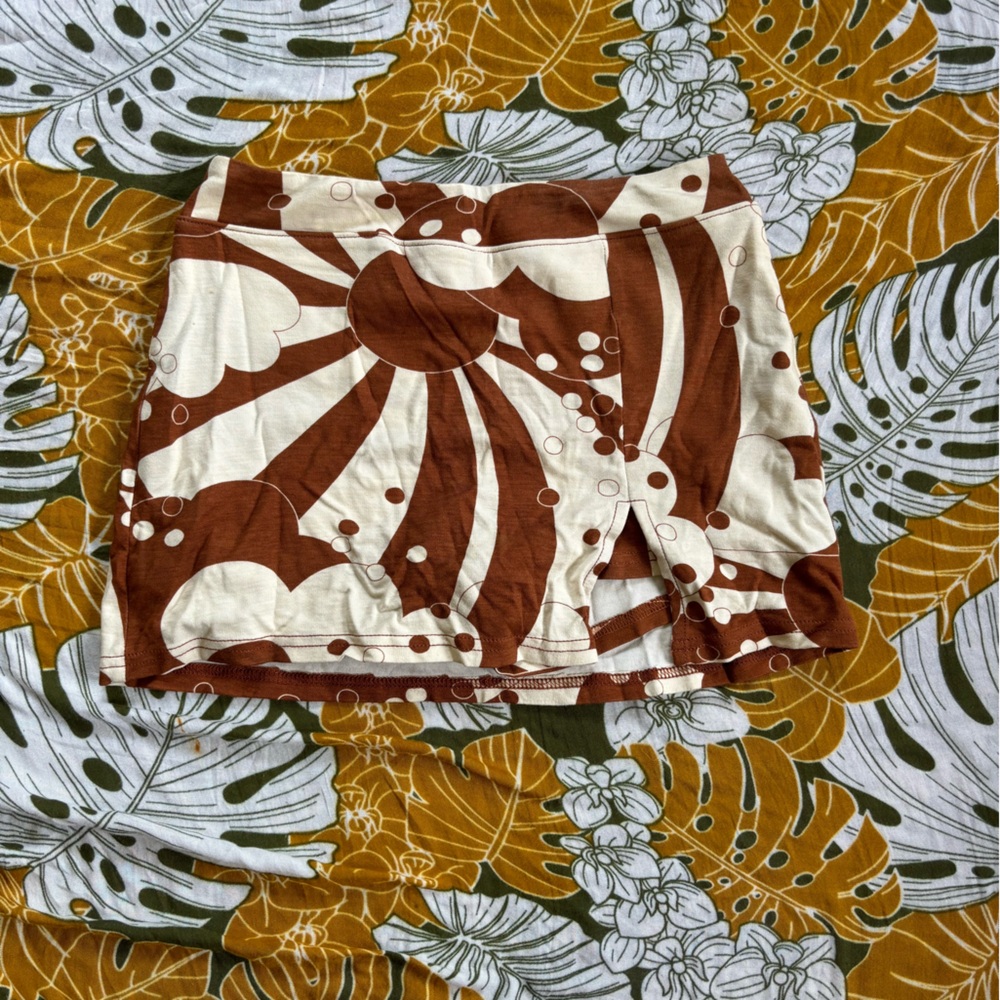 Urban Outfitters skort